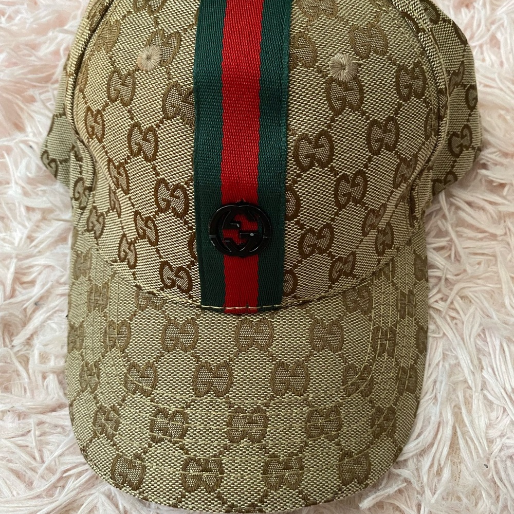Gucci Tan and Green Stripe Logo Hat